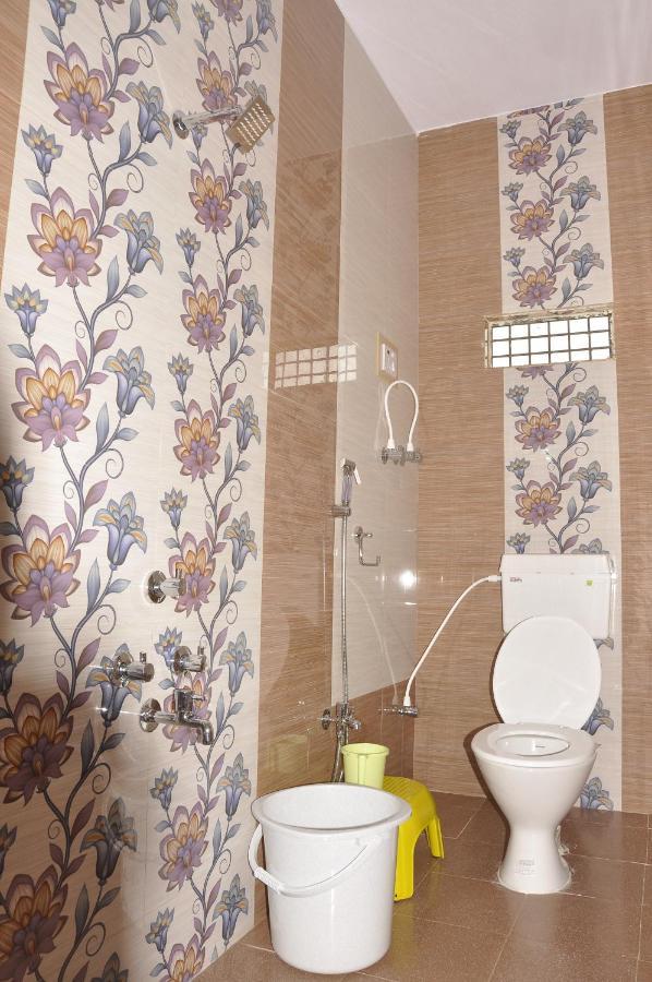 Vinayaka Homestay Hampi Ngoại thất bức ảnh