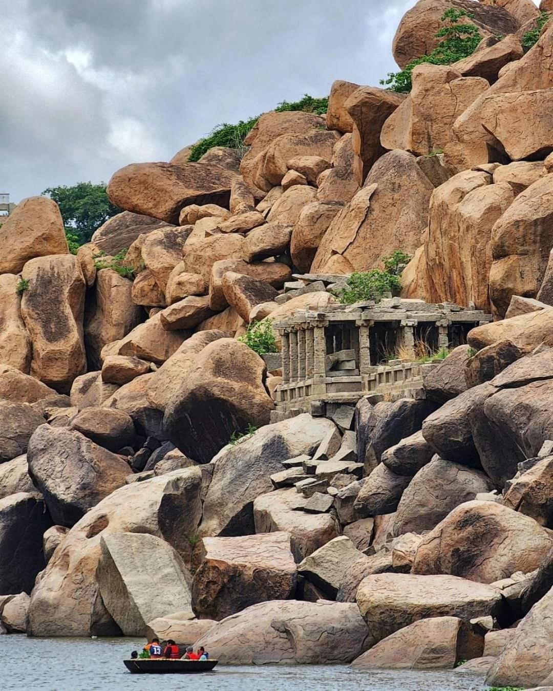 Vinayaka Homestay Hampi Ngoại thất bức ảnh